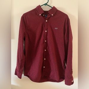 Vineyard Vines long sleeve button down 100% cotton shirt.